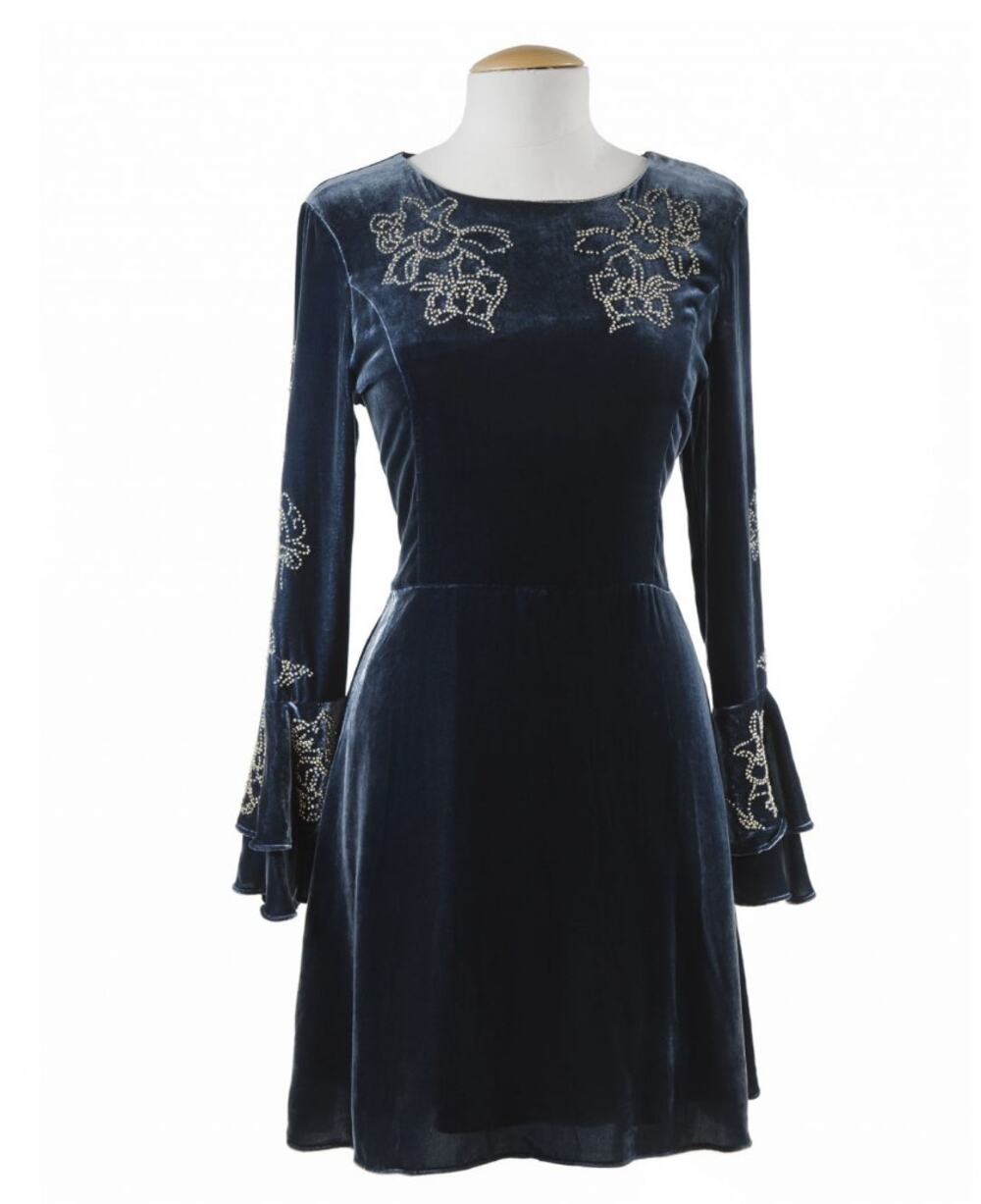 Parker Navy Velvet Beaded Cocktail Dress Bell Sleeve Holiday Party Size 2